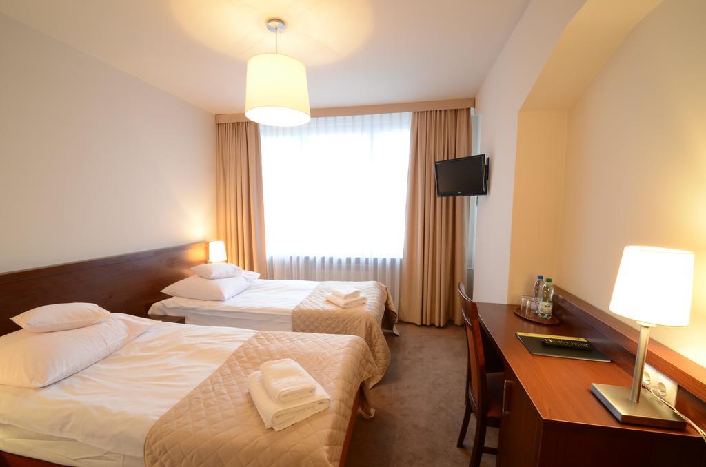 Hotel Pzmot Люблин Стая снимка