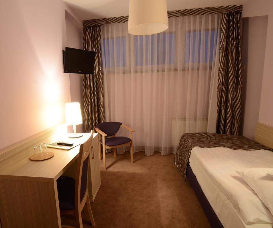 Hotel Pzmot Люблин Стая снимка
