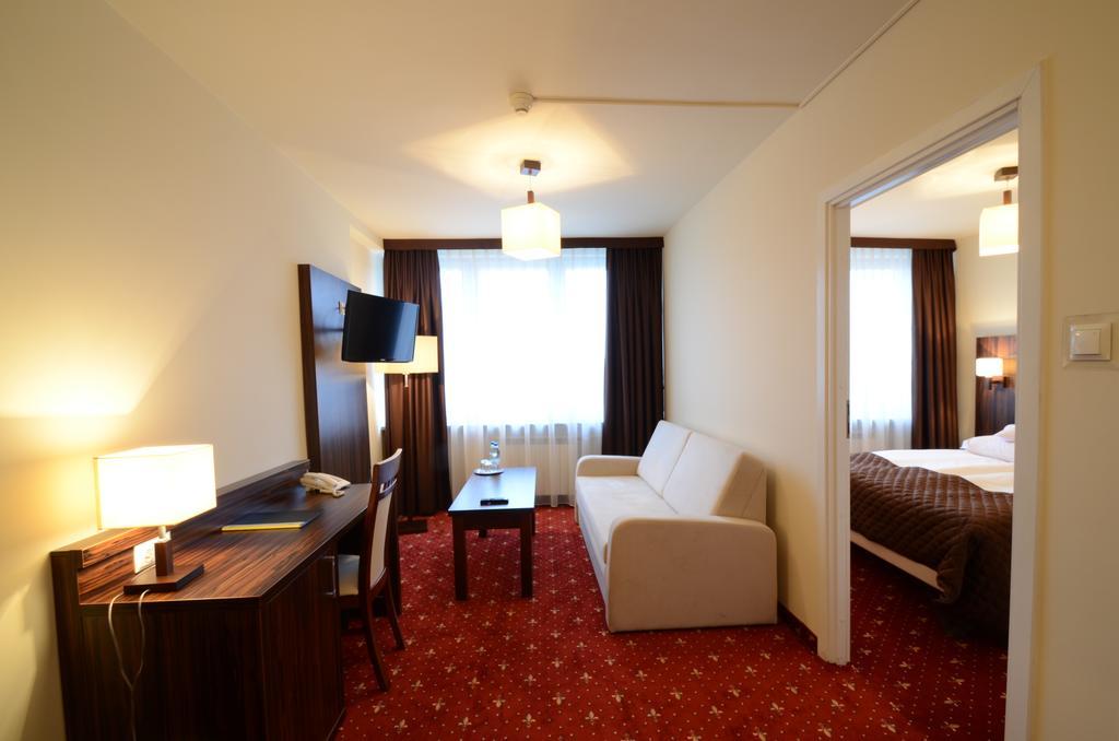 Hotel Pzmot Люблин Стая снимка