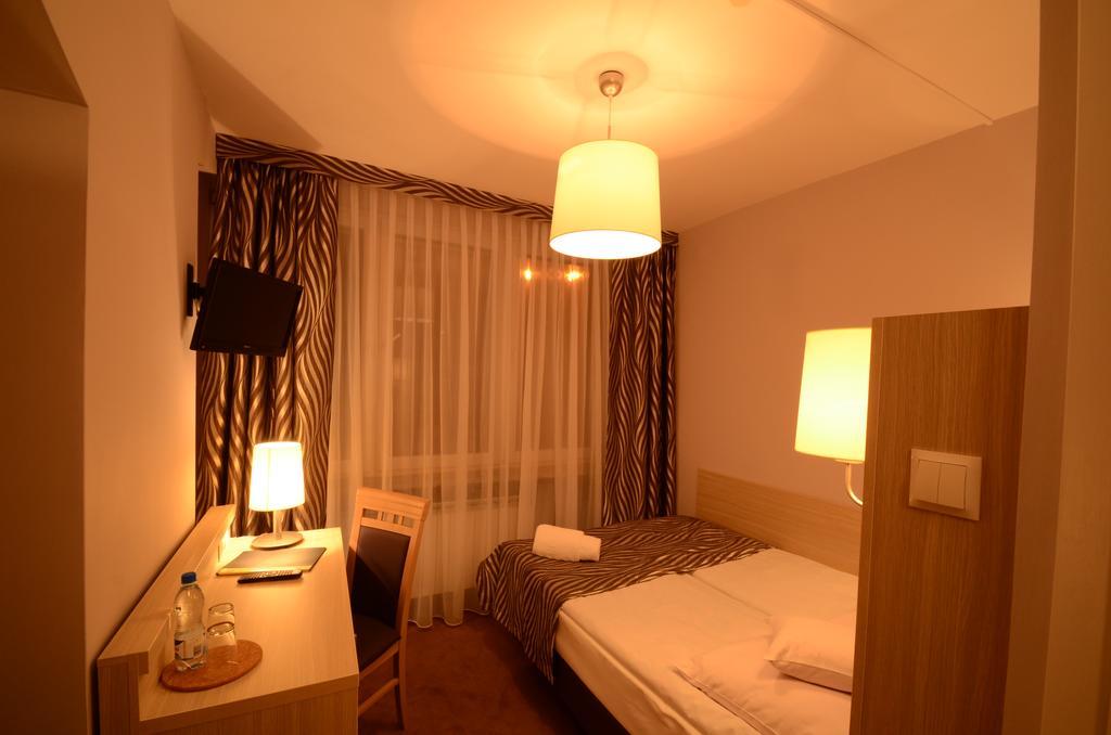 Hotel Pzmot Люблин Стая снимка
